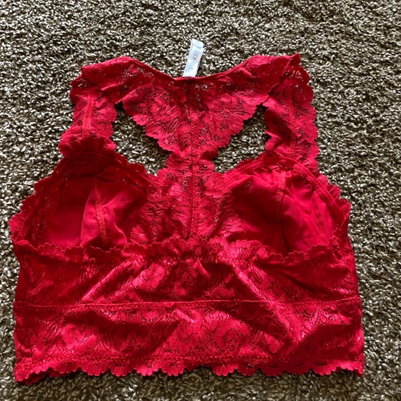 Red lace bralette size small - Picture 4 of 4